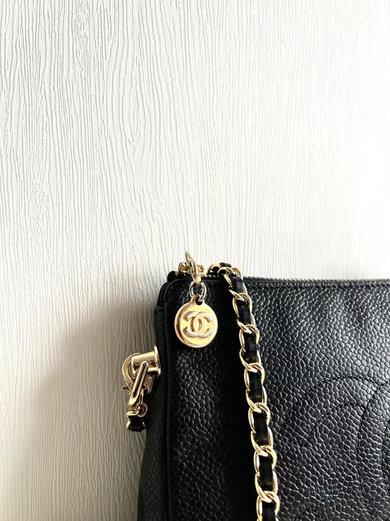 稀有中古二手Chanel黑色魚子醬皮革手袋側背包/斜背包/單肩包