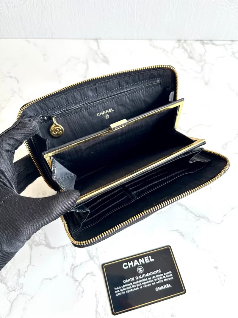 Chanel Black Caviar Long Wallet/Wallet/Phone Bag