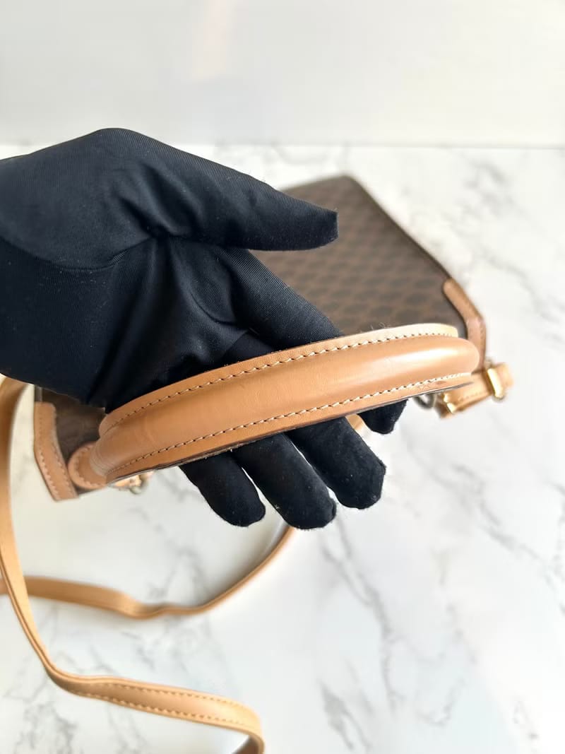 Celine咖啡色老花小號凱莉斜背包/單肩包/側背包