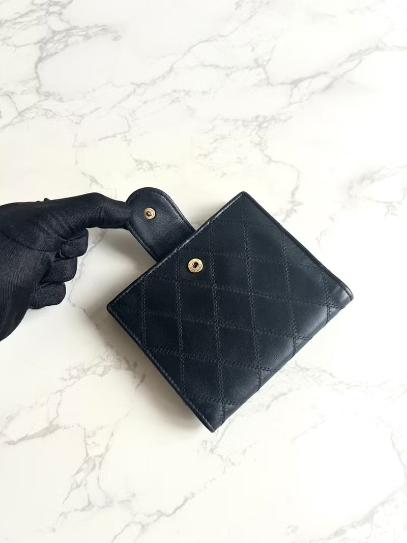 中古二手Chanel雙面小羊皮革黑色短夾銀包