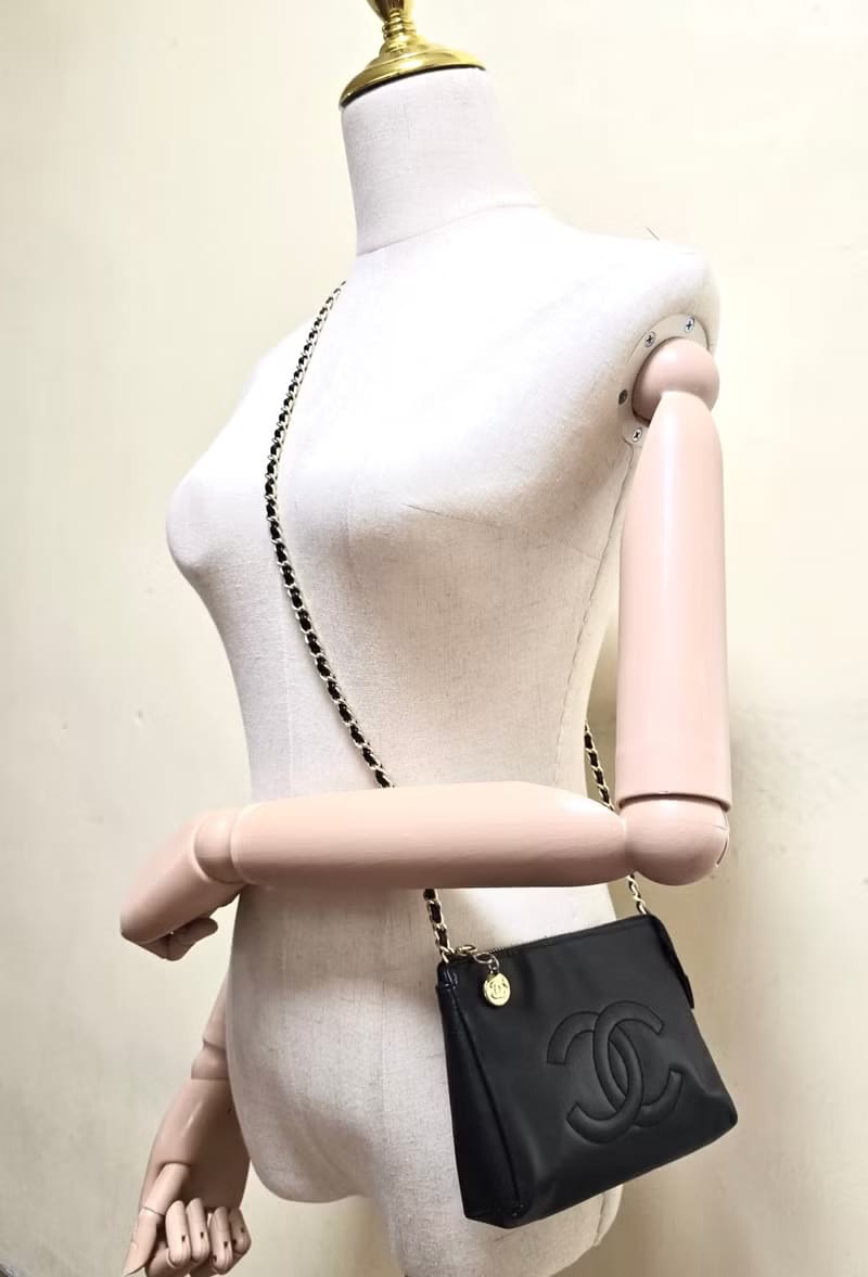 Chanel Black Calfskin Crossbody/Shoulder Bag with Gold Hardware