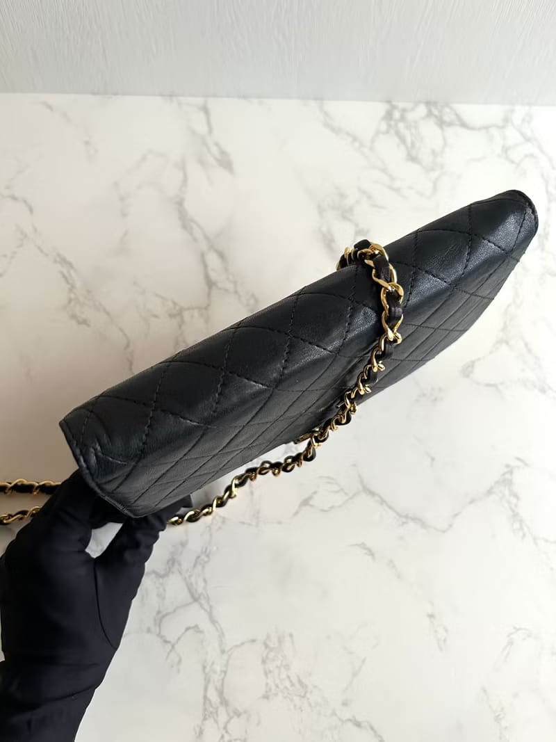 Chanel 黑金22 Matelassé 翻蓋包/側背包/單肩包