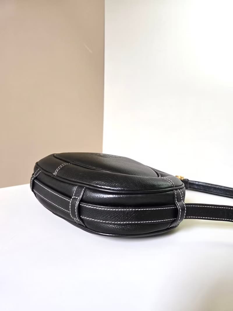 Loewe古董圓餅包/側背包/斜背包