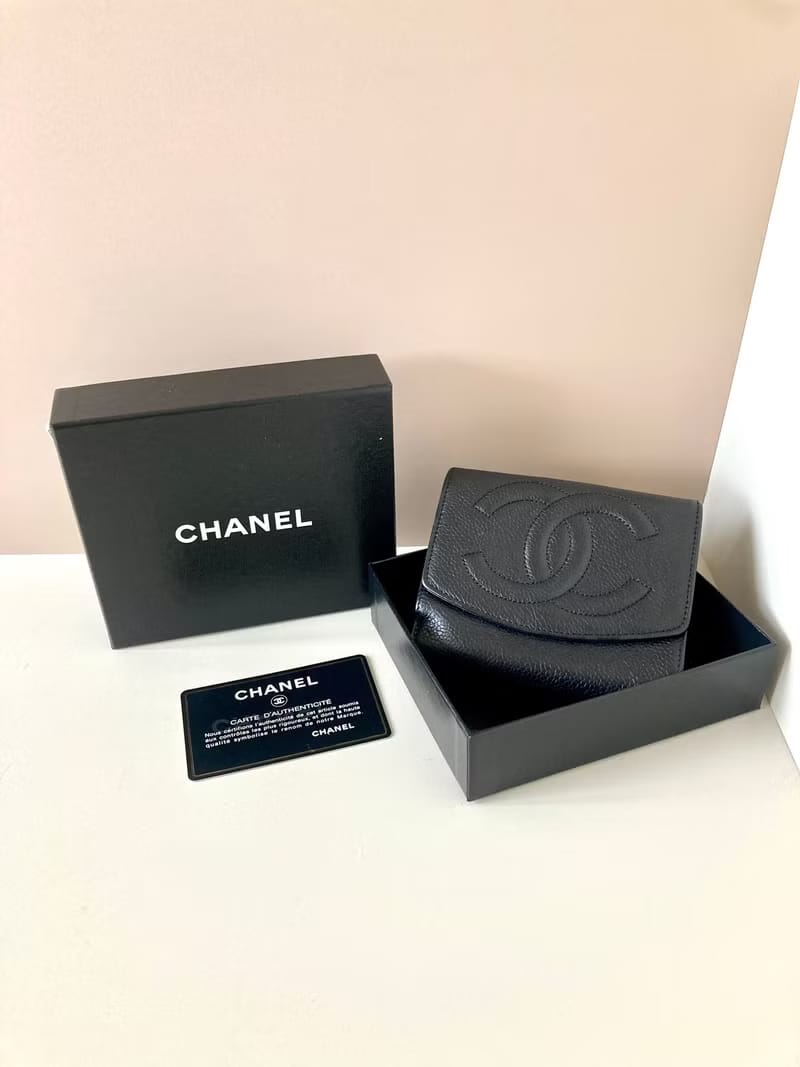 Chanel魚子醬荔枝皮革黑色短夾/皮夾 錢包