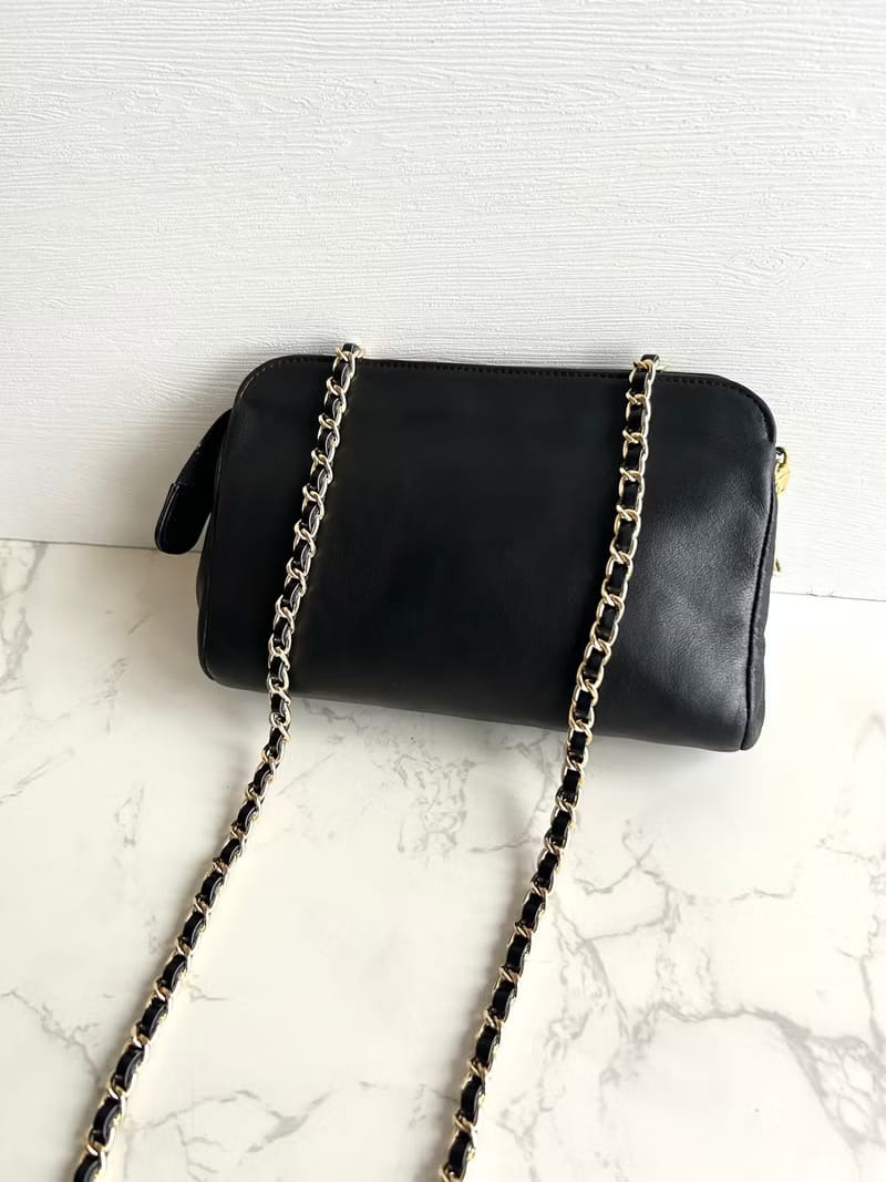 Chanel黑色小羊皮革斜背包/單肩包/側背包