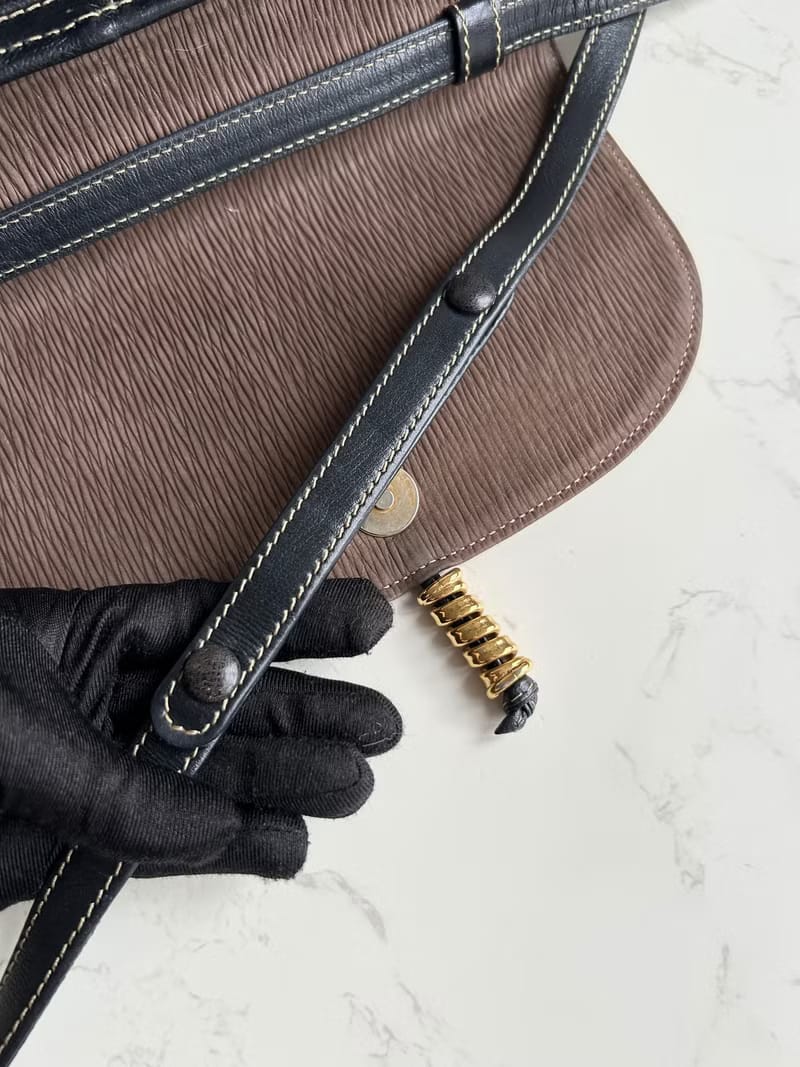 Loewe拼色蛇骨凱莉包/側背包/斜背包/單肩包