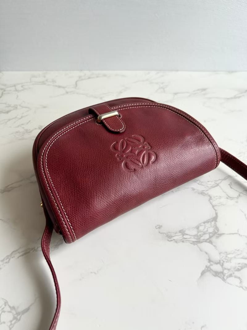 Loewe burgundy saddle bag/slant bag/leather bag/shoulder bag