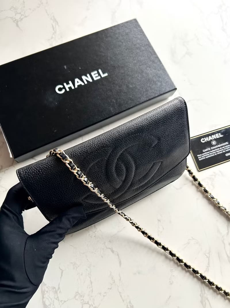 全套配件✨稀有Chanel黑色金扣魚子醬皮革WOC/側背包/斜背包/錢包