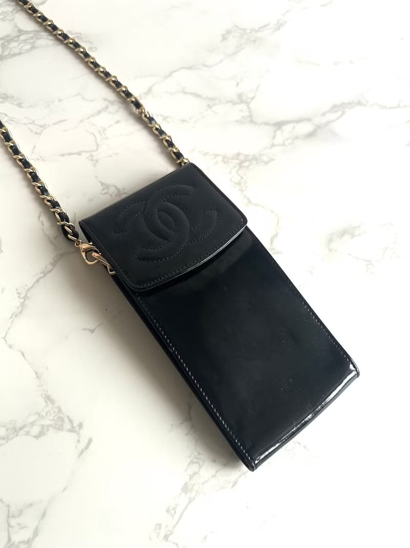 稀有中古二手Chanel黑色漆皮斜背包/單肩包/側背包