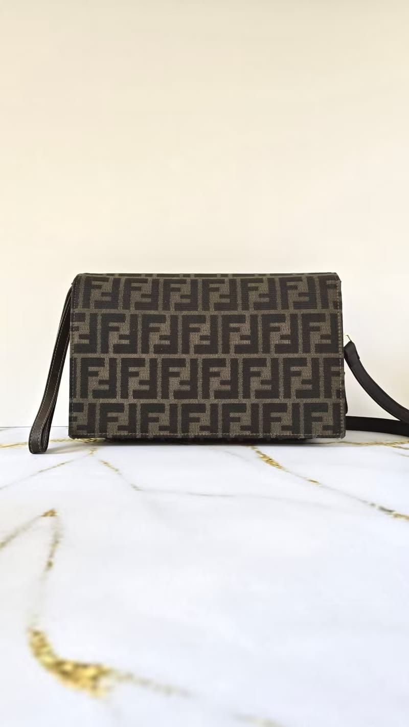 Fendi 黑咖啡色Zucca老花信封風琴包/斜背包/側背包/單肩包