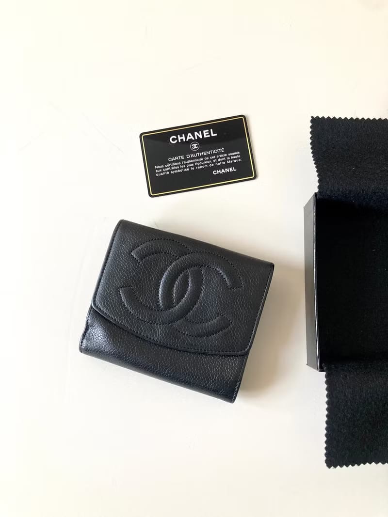 Chanel魚子醬荔枝皮革黑色短夾/皮夾 錢包