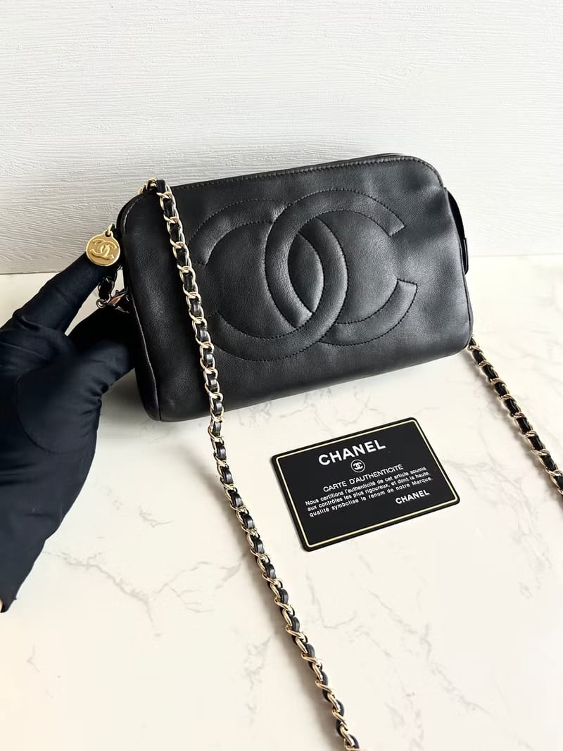Chanel黑金色小羊皮革Cocomark斜背包/單肩包/側背包