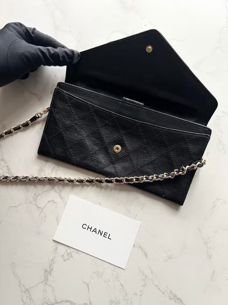 Chanel 黑色信封斜背包/單肩包/側背包