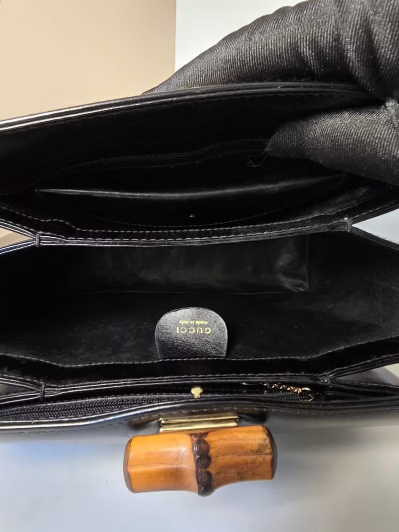 GUCCI black bamboo leather antique box shoulder bag/side bag/oblique bag