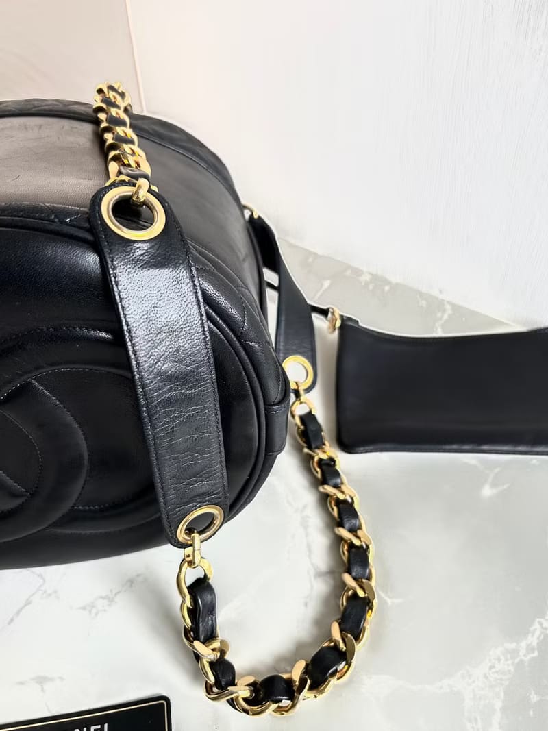 Chanel antique black bucket bag/side bag/oblique bag/shoulder bag