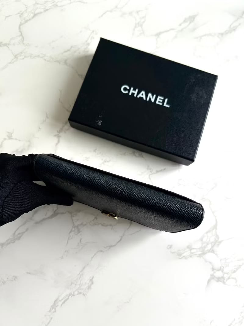 Rare Used Chanel Black Calfskin Leather Bold Gold Hardware Bifold Wallet