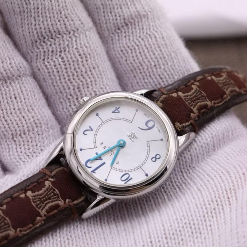 Celine凱旋門老花酒紅手錶/絕版古董錶/二手女裝腕