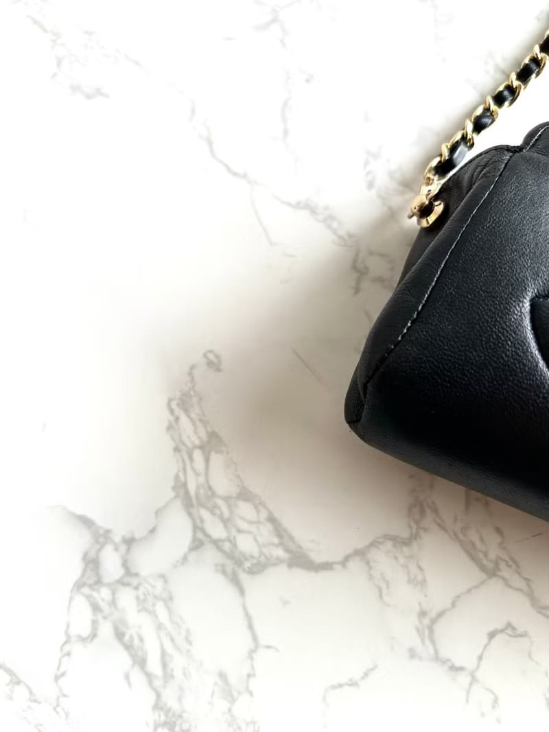 Chanel黑色皮革中古斜背包/單肩包/側背包