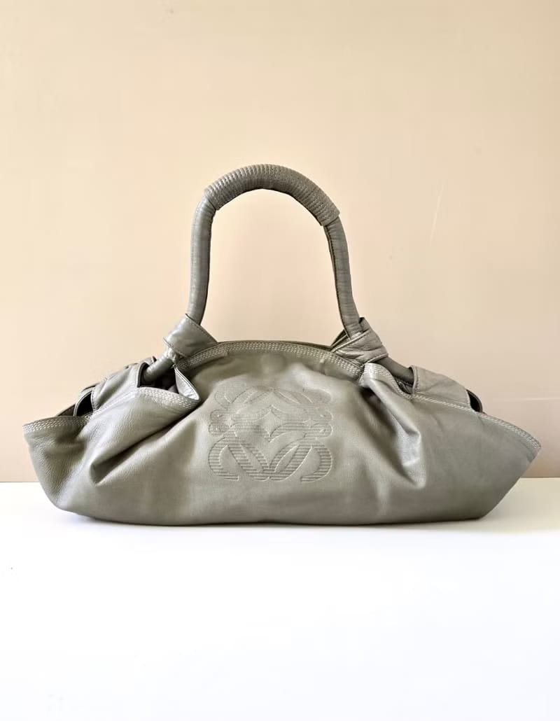 Loewe灰色納帕雲朵包/側背包/單肩包/腋下包