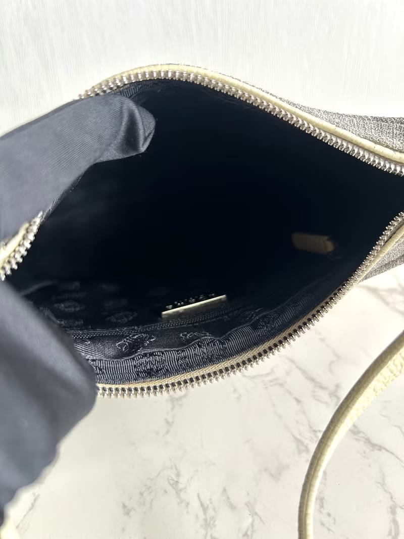 Loewe白灰拼皮半月流浪包/腋下包/側背包/單肩包