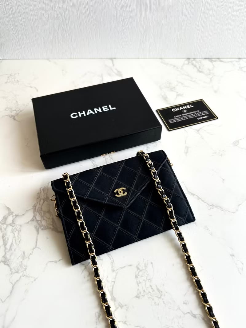 Chanel 黑色絲絹水鑽斜背包/單肩包/側背包