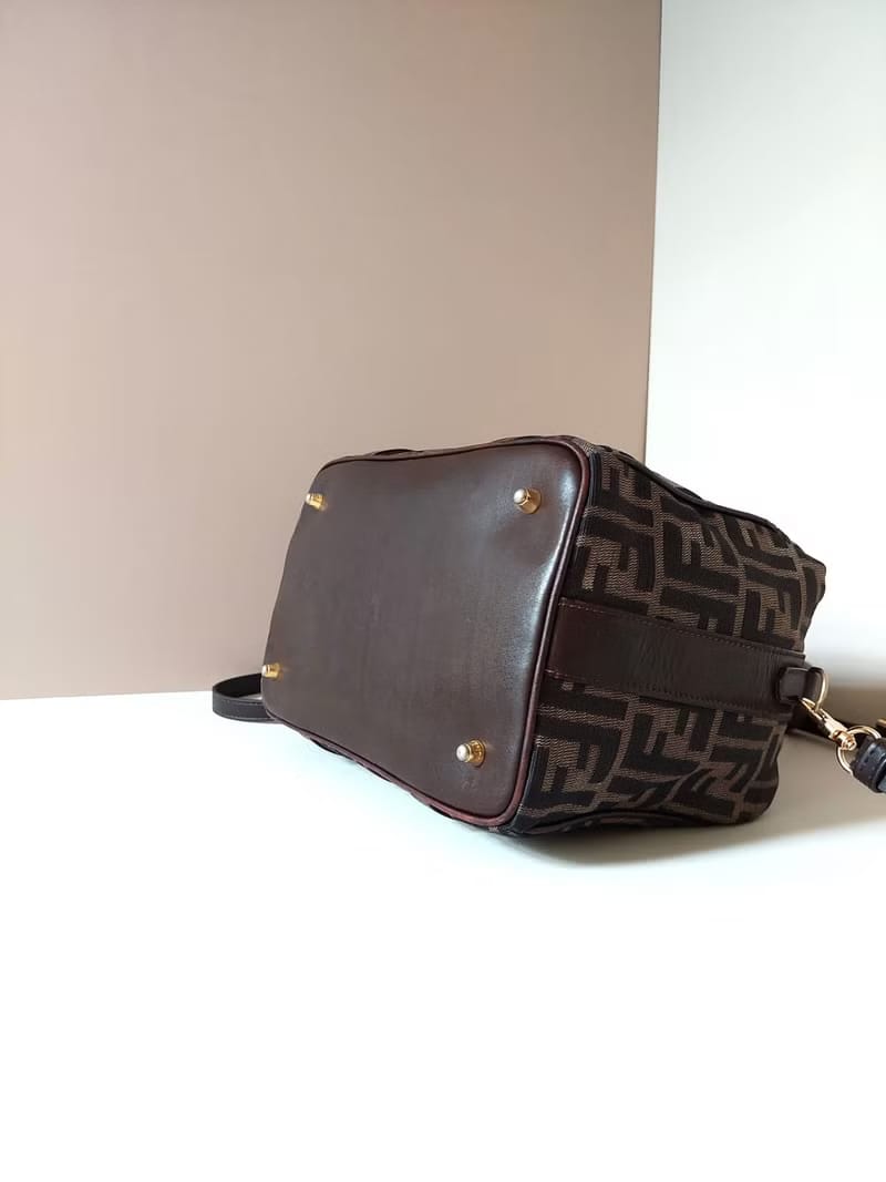 Fendi老花復古波士頓小包斜背包/單肩包/側背包