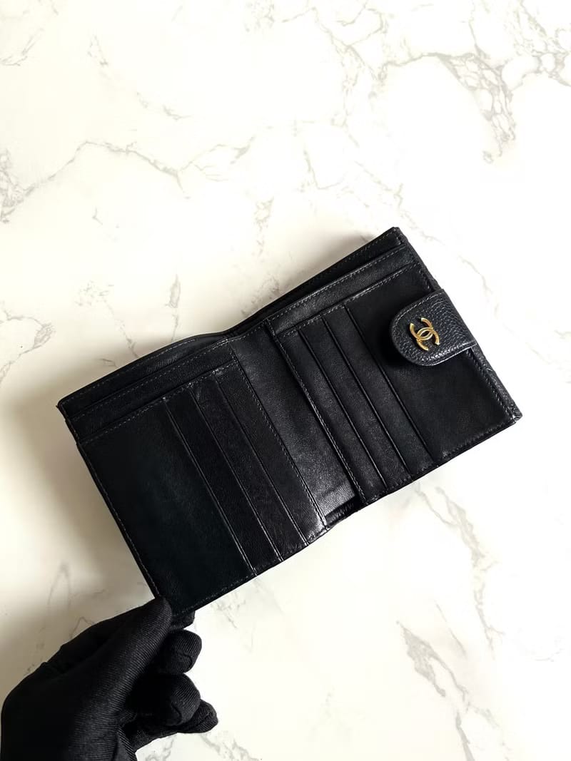 中古二手Chanel雙面魚子醬皮革黑色短夾