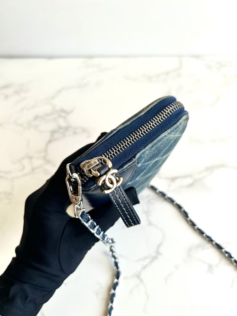 Chanel牛仔拼皮革WOC包/側背包/斜背包