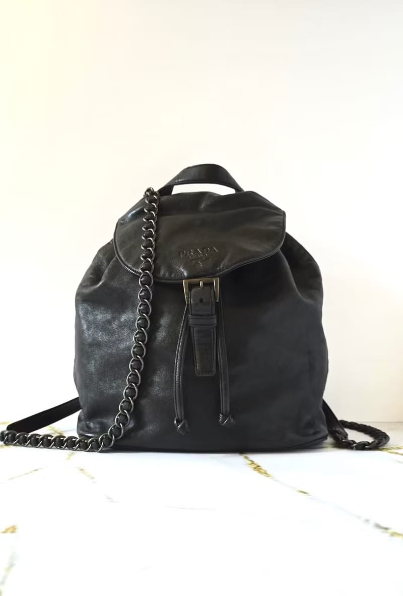 稀有中古Prada黑銀鏈子小羊皮雙肩包/後背包/背囊