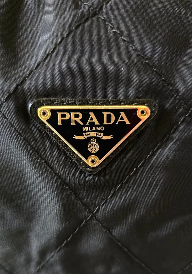 Prada黑色降落傘側背包/單肩包/斜背包