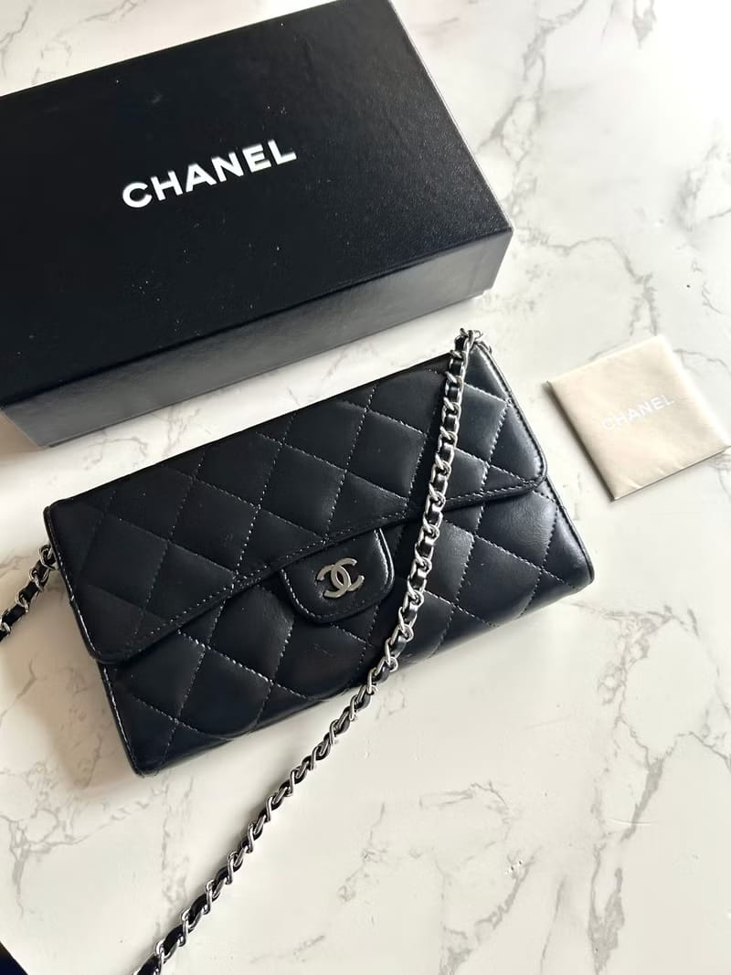 Chanel Classic Black Silver Matelassé WOC Shoulder Bag/Crossbody Bag/Long Wallet