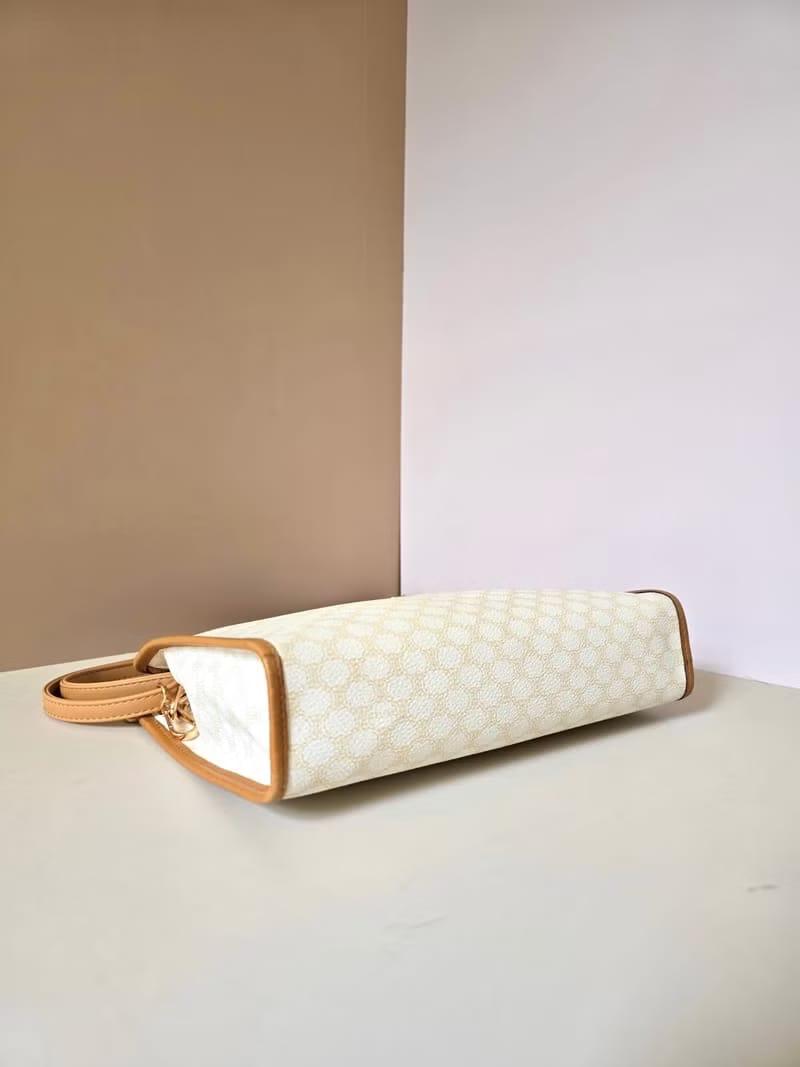 Celine white old flower leather side backpack/oblique backpack/shoulder bag