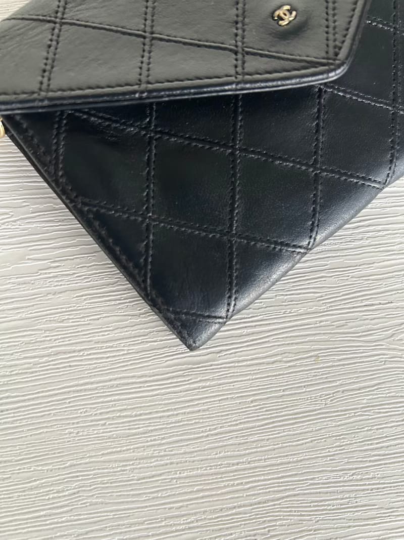 Chanel黑色信封翻蓋斜背包/單肩包/側背包