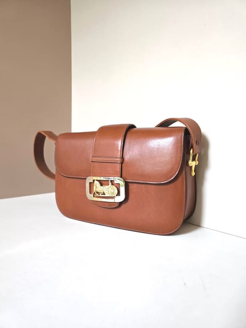 Celine Brown Gold Carriage Shoulder Bag/Slant Bag/Shoulder Bag/Side Bag