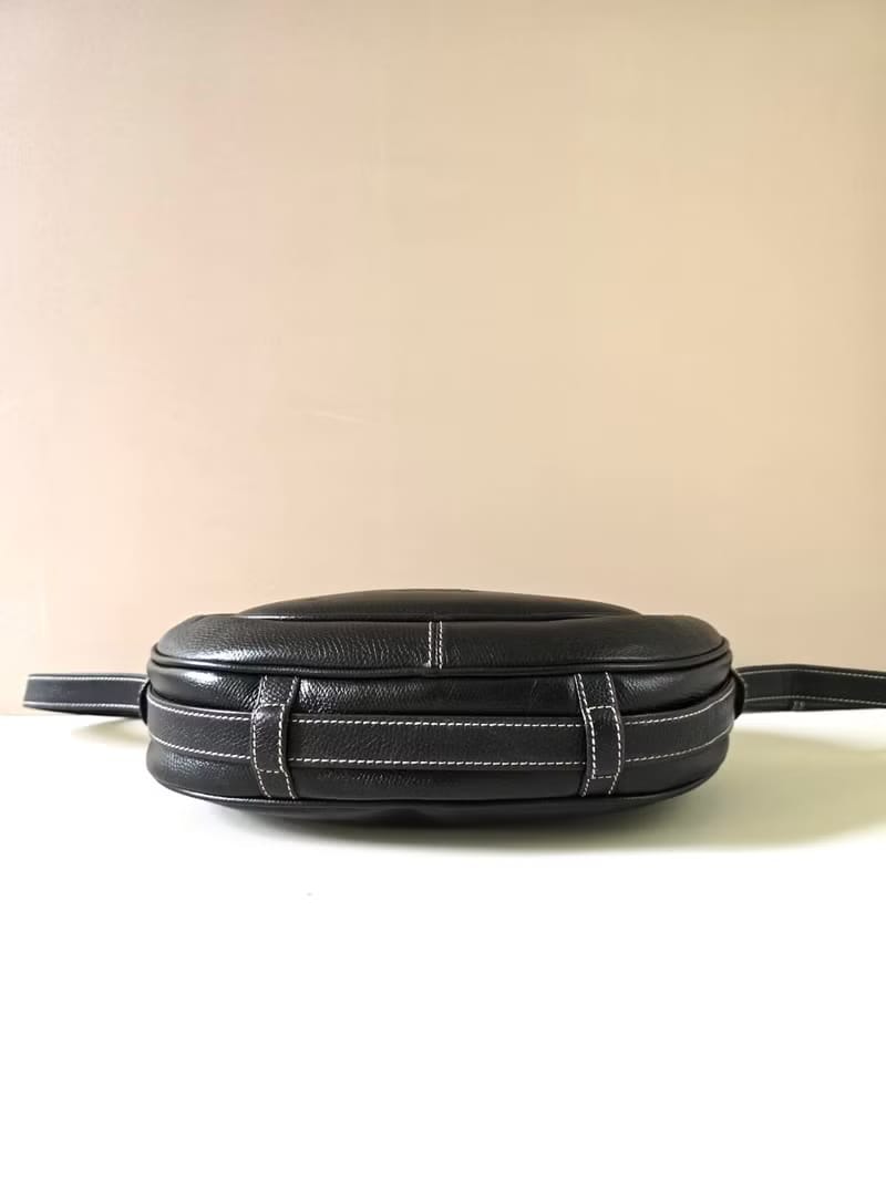 Loewe古董圓餅包/側背包/斜背包