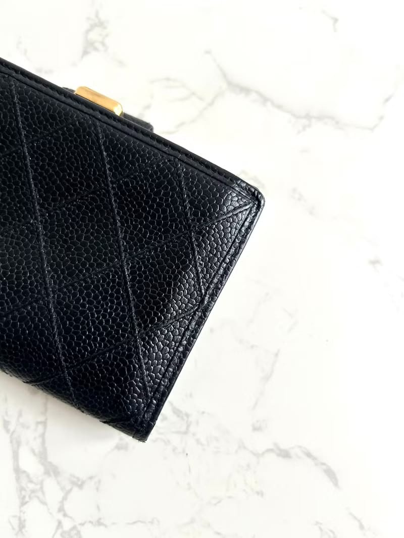 Chanel Black Caviar Leather Medium Wallet/Bifold Wallet/Wallet/Short Wallet