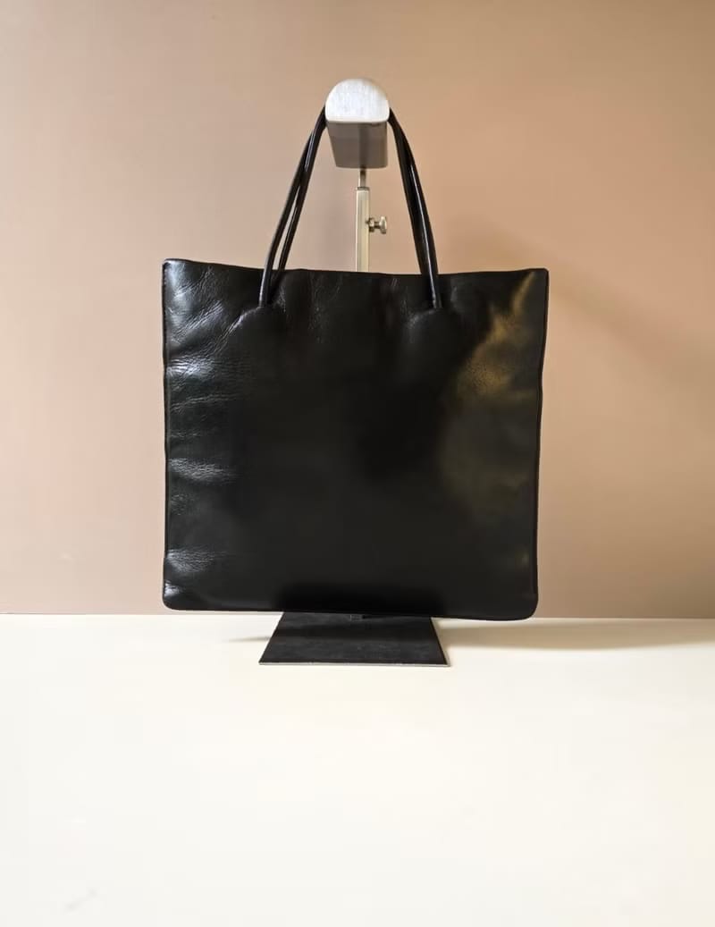 Loewe黑色吊飾托特包/手提包