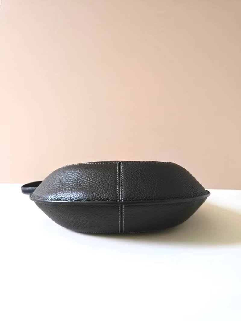 Loewe半月流浪包/側背包/腋下包/單肩包