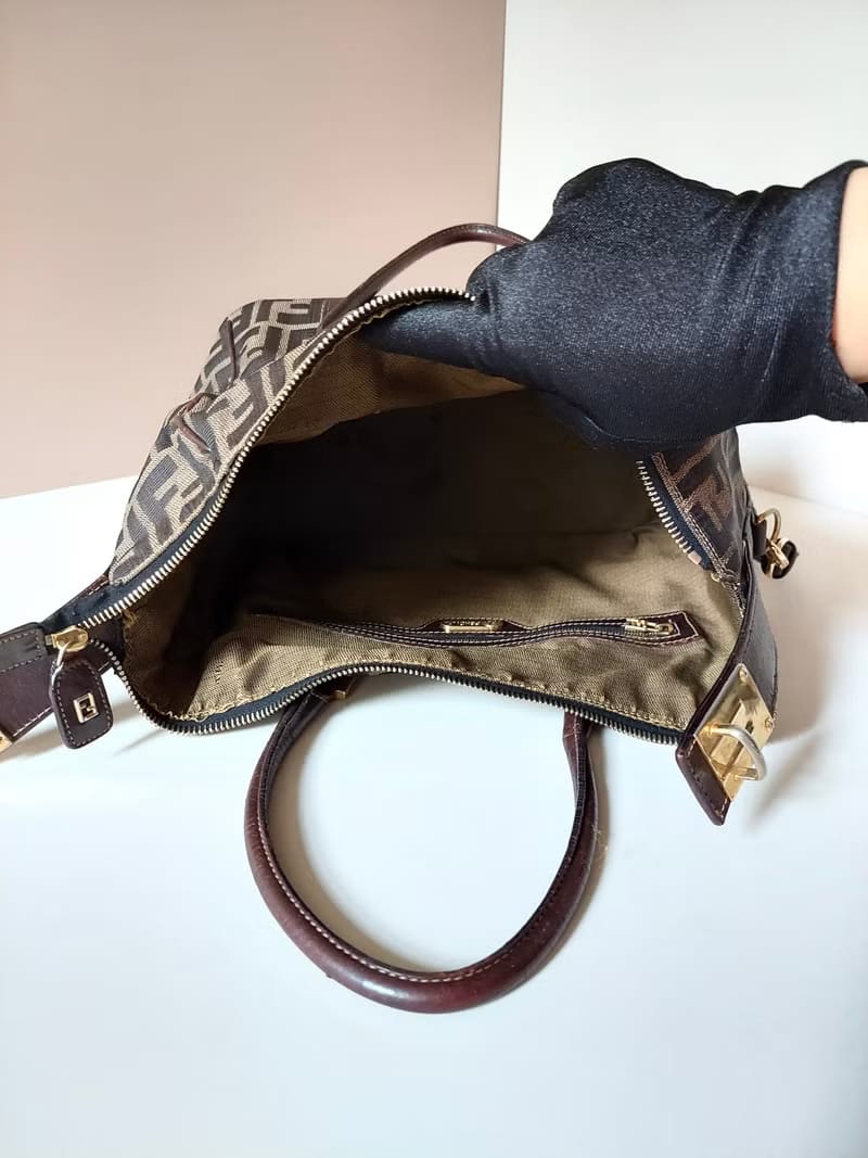 Fendi老花復古波士頓小包斜背包/單肩包/側背包