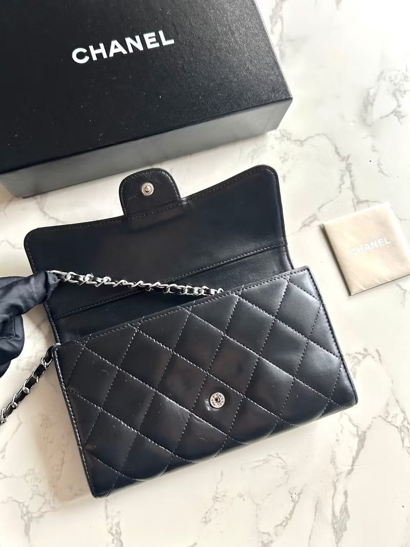 Chanel Classic Black Silver Matelassé WOC Shoulder Bag/Crossbody Bag/Long Wallet