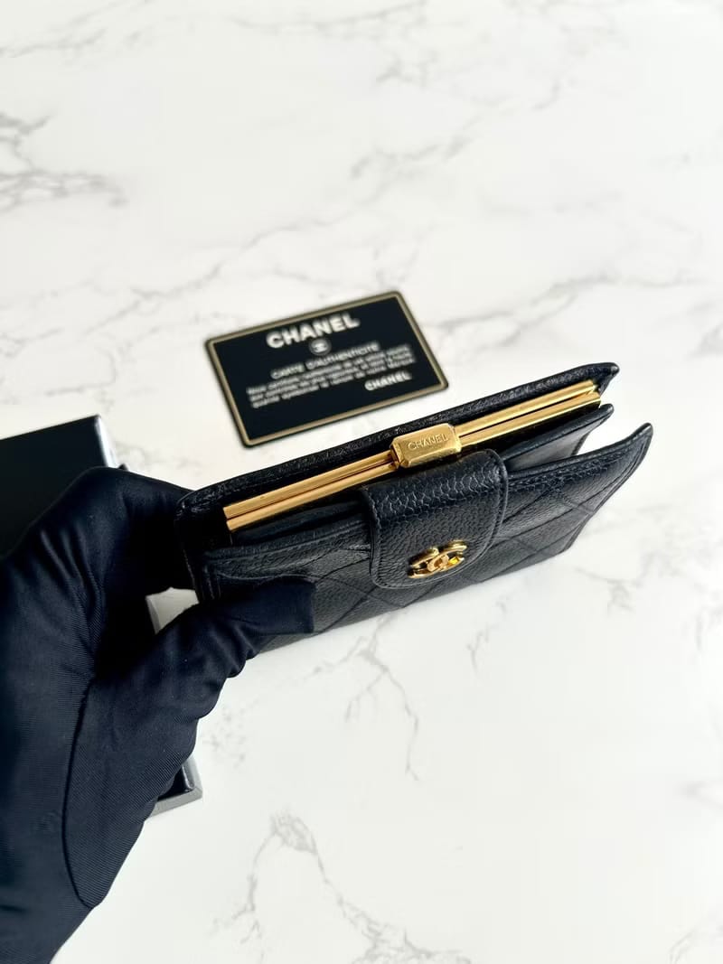 Chanel黑藍色皮革拼色長夾
