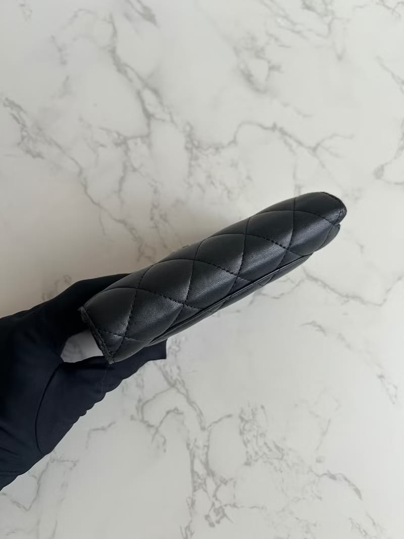 Chanel 黑色菱格小羊皮革中夾/錢包/卡片零錢包