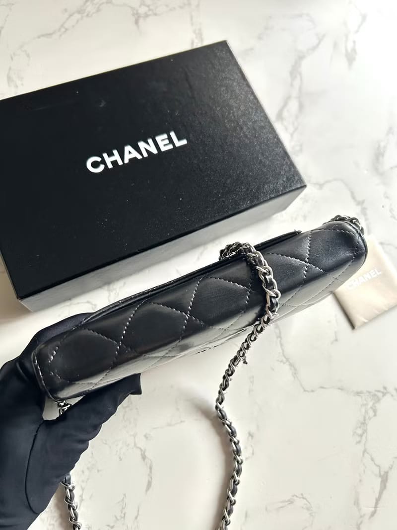 Chanel Classic Black Silver Matelassé WOC Shoulder Bag/Crossbody Bag/Long Wallet