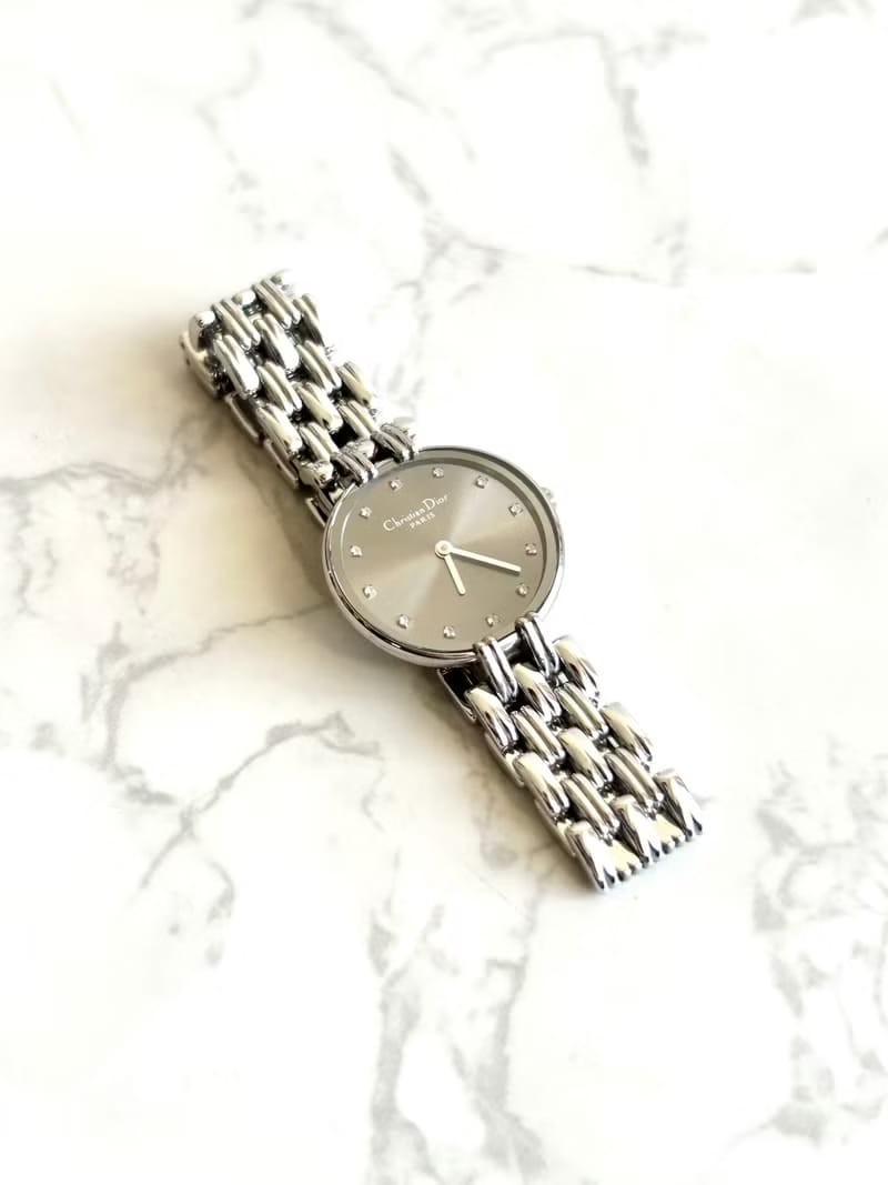 Dior灰銀色水鑽圓盤手錶/古董錶