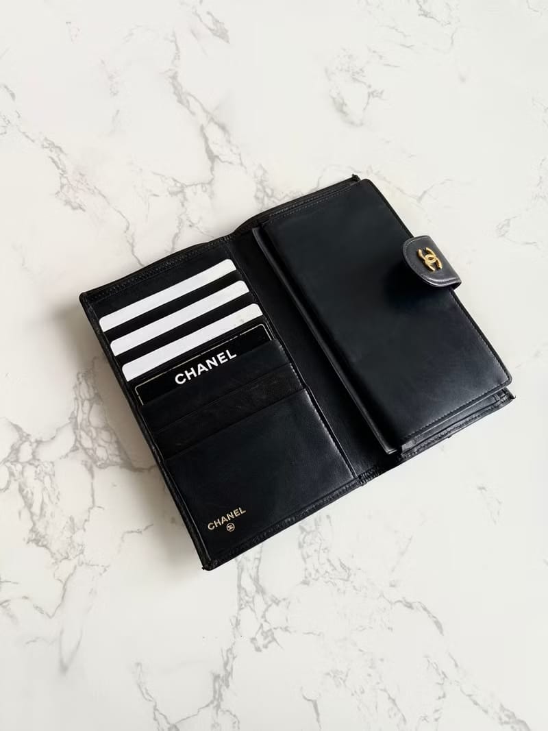 Chanel black lambskin long wallet/wallet/wallet