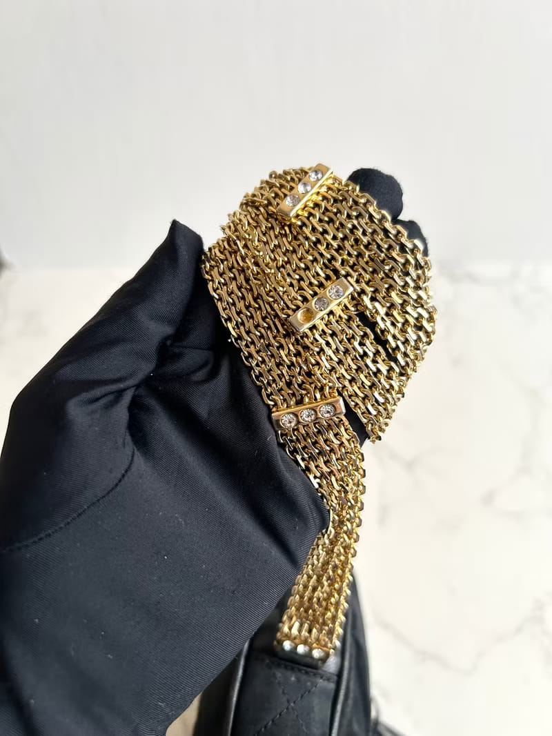 極稀有品 Chanel黑金絲絹圓餅包/側背包/單肩包 斜背包