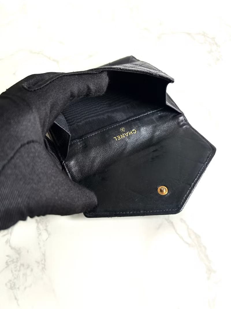 中古二手Chanel雙面魚子醬皮革黑色短夾