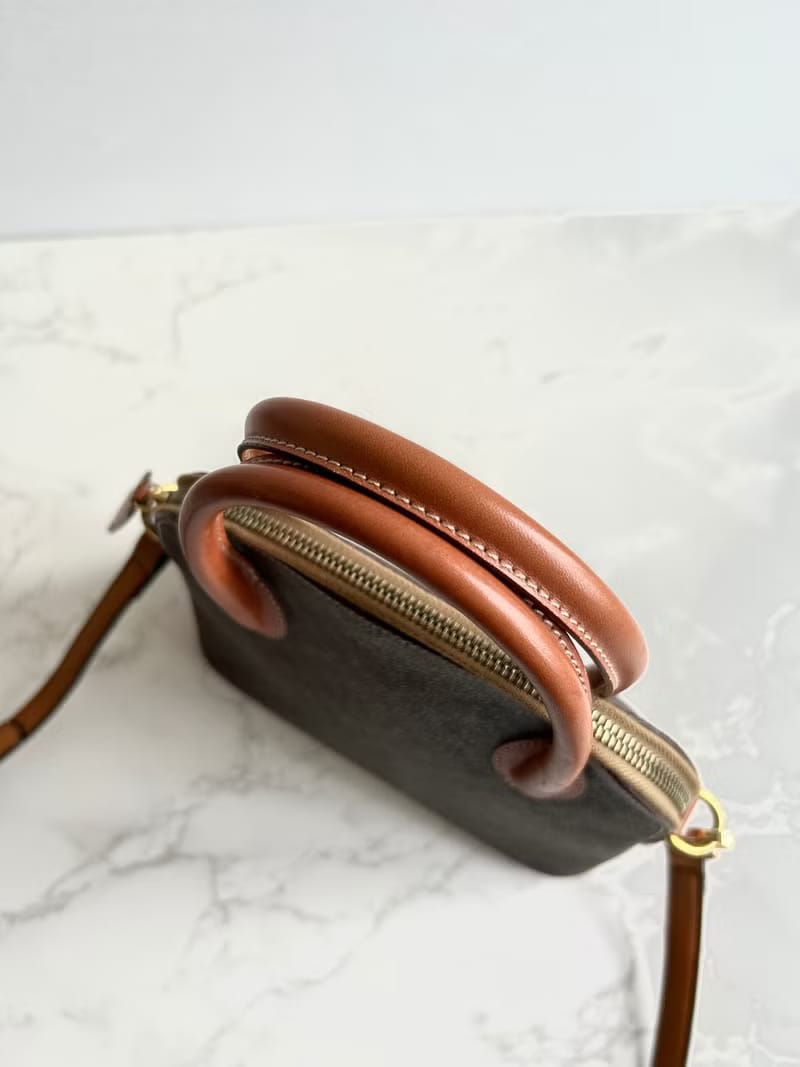 Celine Shell Kelly Vintage Shoulder Bag / Crossbody Bag / Side Bag