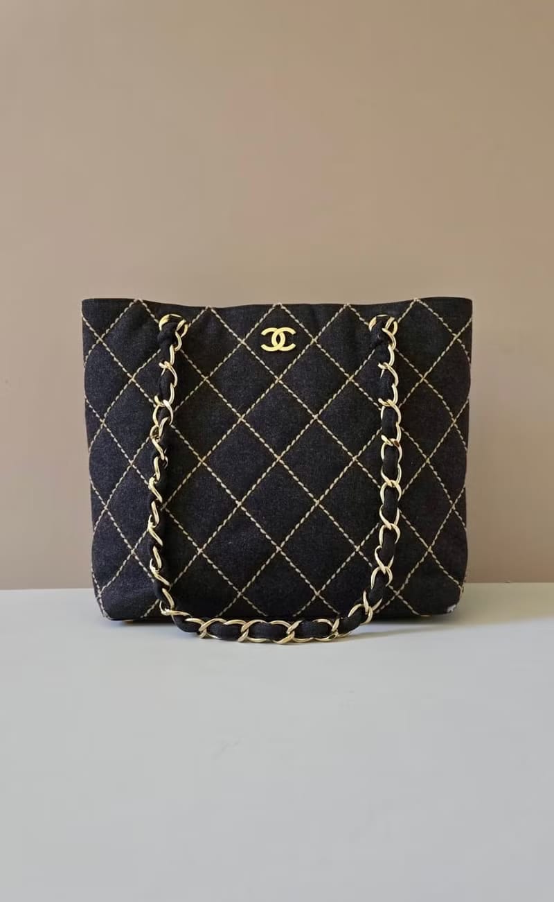 Rare Pre-owned Chanel Black Wild Stitch Tweed Chain Vivian Tote/Shoulder Bag/Crossbody Bag