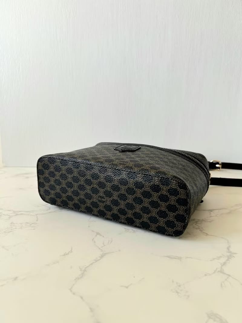 稀有款中古二手Celine黑色老花盒子側背包 斜背包 皮革包 單肩包